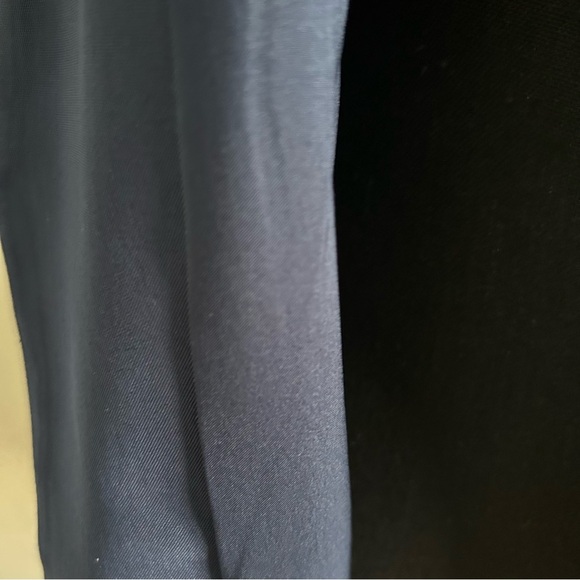 White House Black Market Navy Sleeveless Open Front Vest - Picture 6 of 6